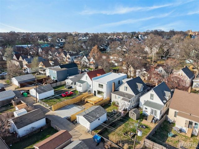 4140 Burgen Avenue, St Louis, MO 63116