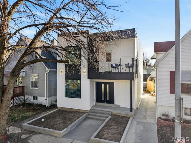 4140 Burgen Avenue, St Louis, MO 63116