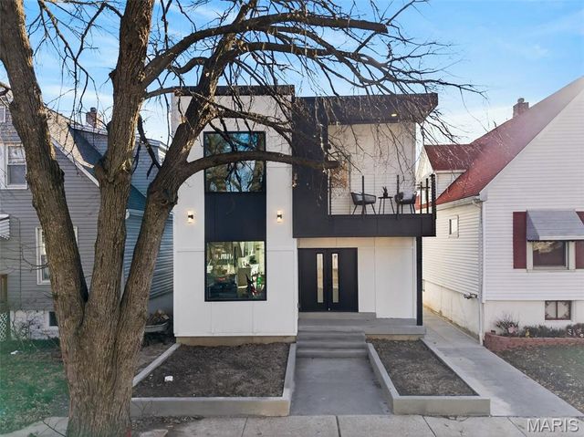 4140 Burgen Avenue, St Louis, MO 63116