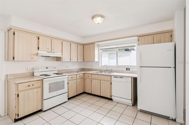 4711 WHITE WILLOW LANE, Orlando, FL 32808