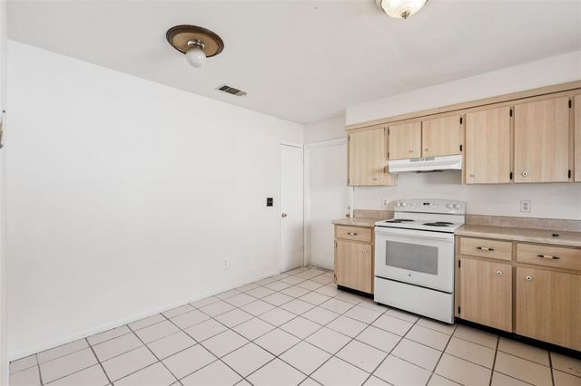 4711 WHITE WILLOW LANE, Orlando, FL 32808