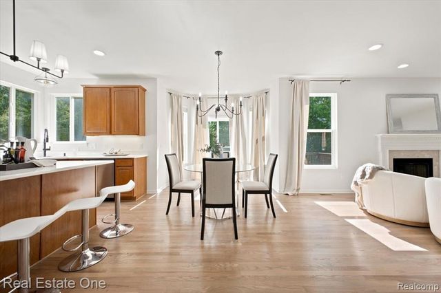 3465 Everett Drive, Rochester Hills, MI 48307
