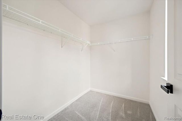 3465 Everett Drive, Rochester Hills, MI 48307