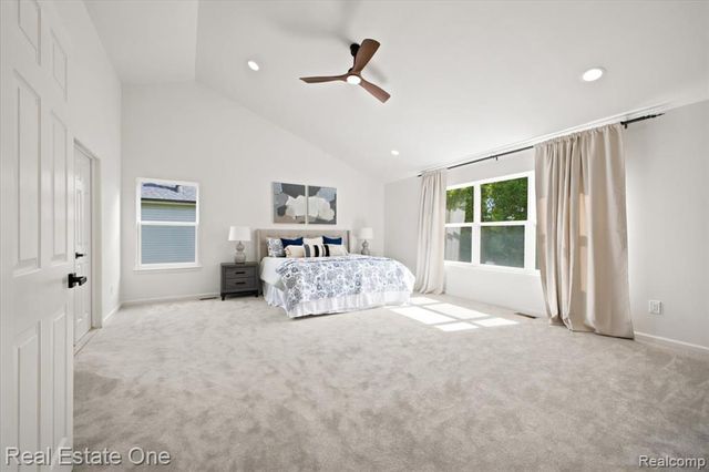 3465 Everett Drive, Rochester Hills, MI 48307