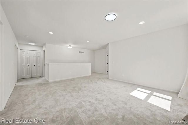 3465 Everett Drive, Rochester Hills, MI 48307