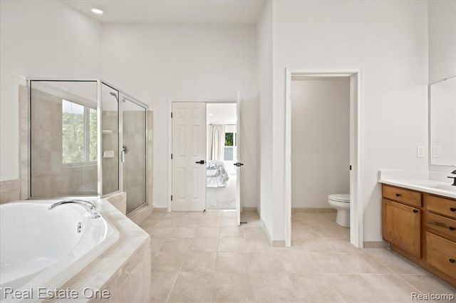 3465 Everett Drive, Rochester Hills, MI 48307