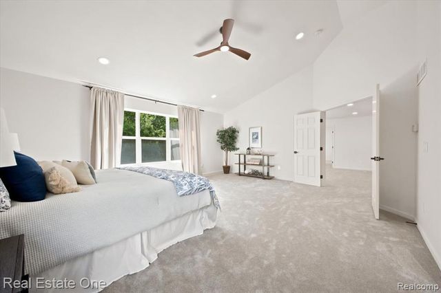 3465 Everett Drive, Rochester Hills, MI 48307