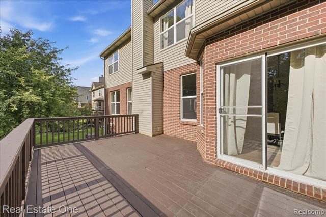 3465 Everett Drive, Rochester Hills, MI 48307