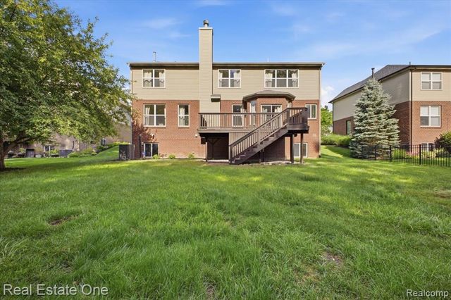 3465 Everett Drive, Rochester Hills, MI 48307
