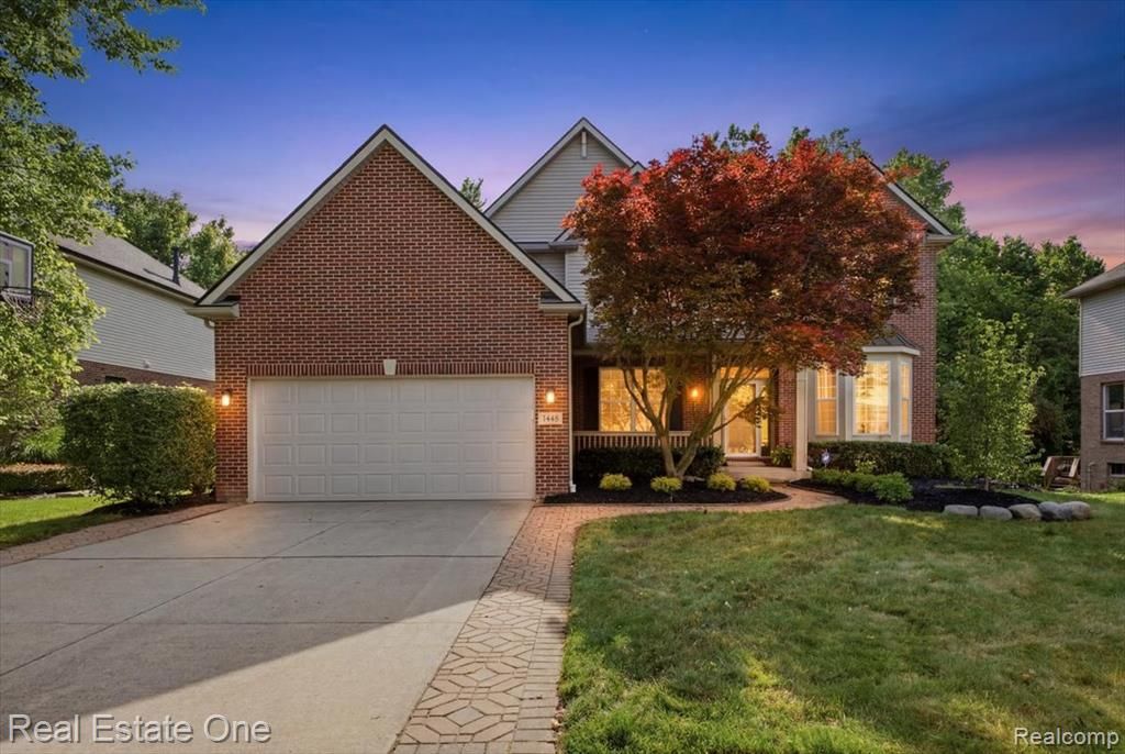 3465 Everett Drive, Rochester Hills, MI 48307