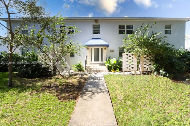 7740 SW 54th Ct 52D, Miami, FL 33143