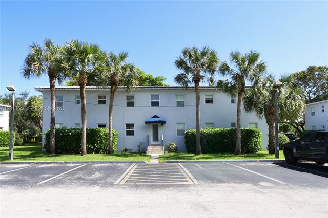 7740 SW 54th Ct 52D, Miami, FL 33143