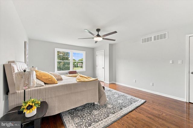72 BRISTLE CONE DR, Bear, DE 19701