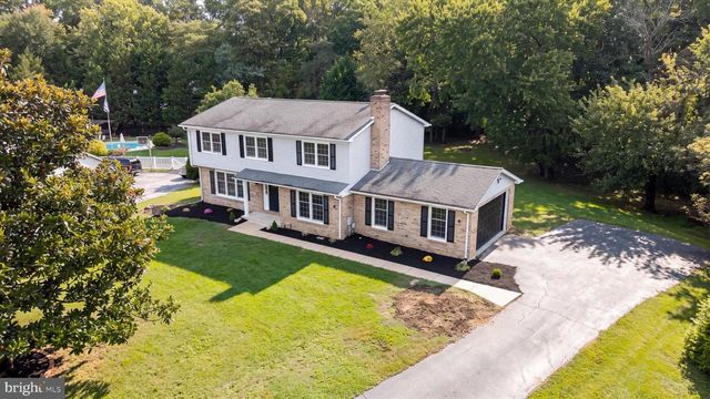 72 BRISTLE CONE DR, Bear, DE 19701