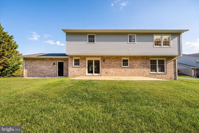 72 BRISTLE CONE DR, Bear, DE 19701