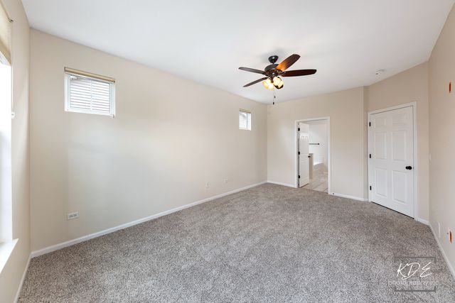 21102 Windsor Lake Way, Crest Hill, IL 60403