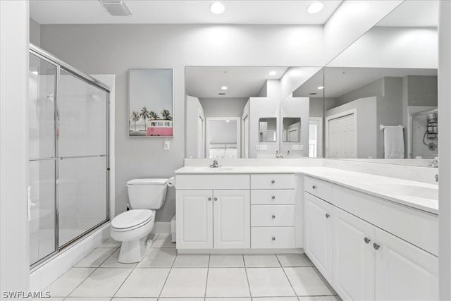 8259 Parkstone PL 8, Naples, FL 34120