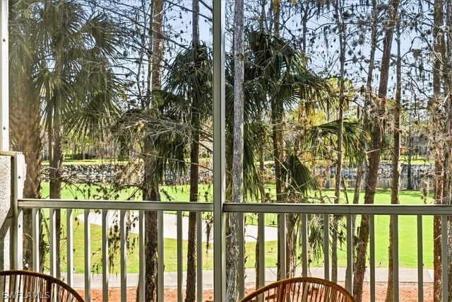 8259 Parkstone PL 8, Naples, FL 34120