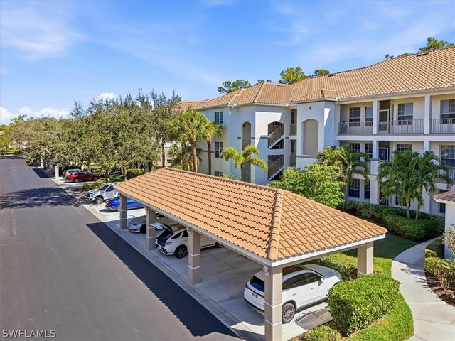 8259 Parkstone PL 8, Naples, FL 34120