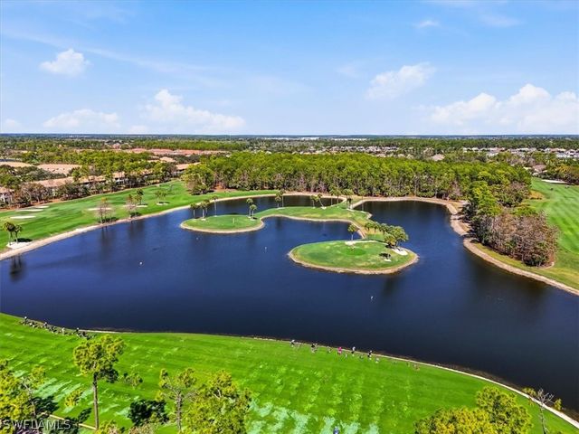 8259 Parkstone PL 8, Naples, FL 34120