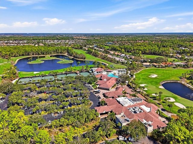 8259 Parkstone PL 8, Naples, FL 34120