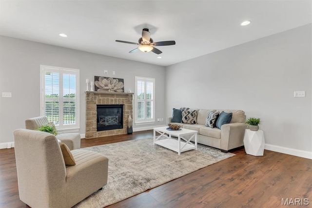 506 Columbia Downs Drive, Lake St Louis, MO 63367