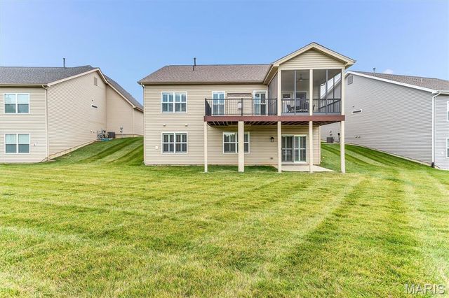 506 Columbia Downs Drive, Lake St Louis, MO 63367