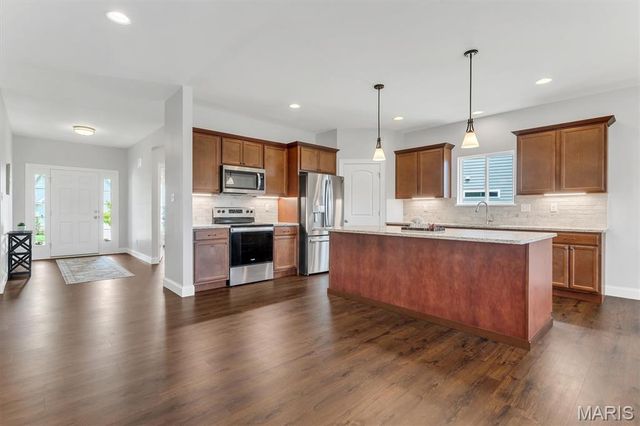 506 Columbia Downs Drive, Lake St Louis, MO 63367