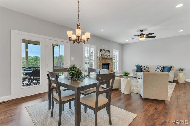 506 Columbia Downs Drive, Lake St Louis, MO 63367