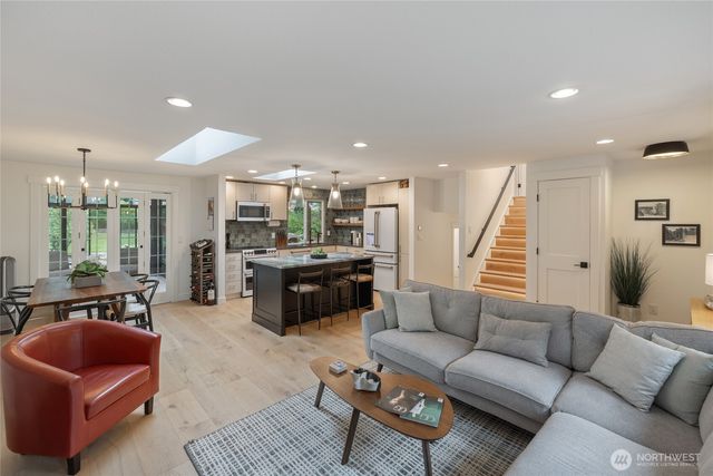 3617 12th Avenue NW, Gig Harbor, WA 98335