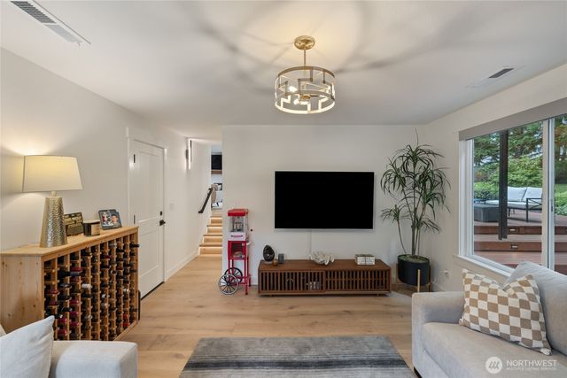 3617 12th Avenue NW, Gig Harbor, WA 98335