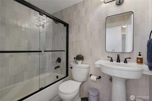 3617 12th Avenue NW, Gig Harbor, WA 98335