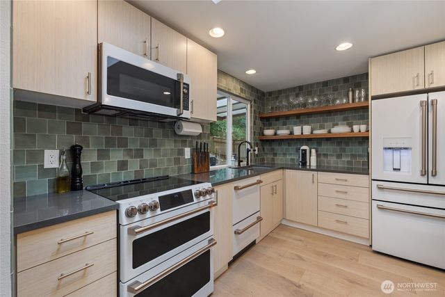 3617 12th Avenue NW, Gig Harbor, WA 98335