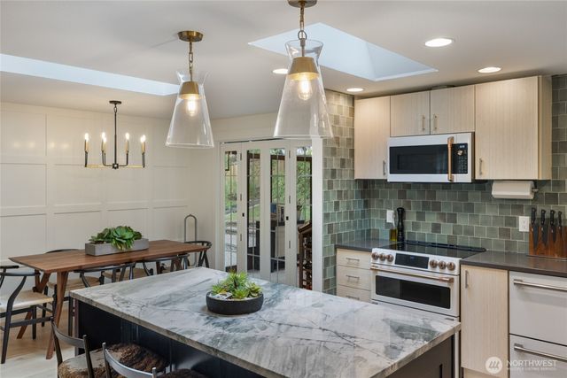 3617 12th Avenue NW, Gig Harbor, WA 98335