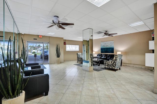 900 NE 18th Avenue 1004, Fort Lauderdale, FL 33304