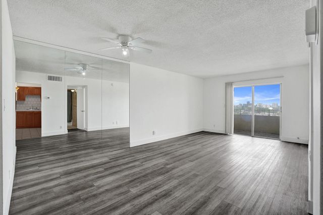 900 NE 18th Avenue 1004, Fort Lauderdale, FL 33304