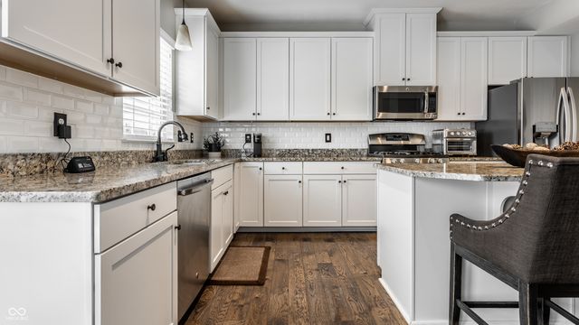 13079 Saxony Boulevard, Fishers, IN 46037