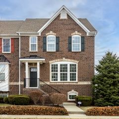 13079 Saxony Boulevard, Fishers, IN 46037