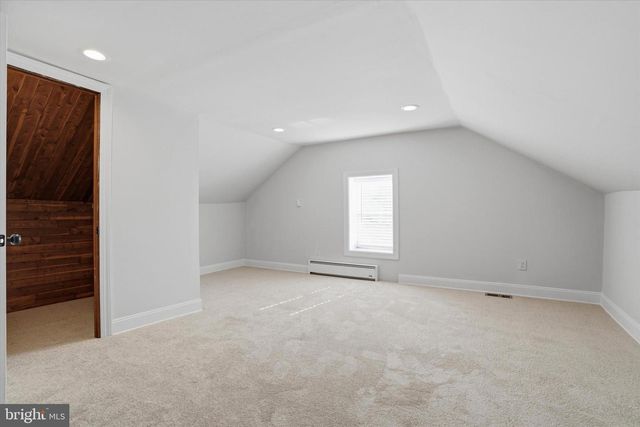 354 APPLE ST, Pottstown, PA 19464