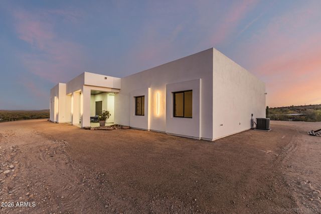 7253 W AVRAM Place, San Tan Valley, AZ 85144