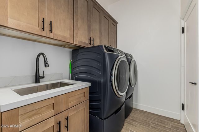 7253 W AVRAM Place, San Tan Valley, AZ 85144