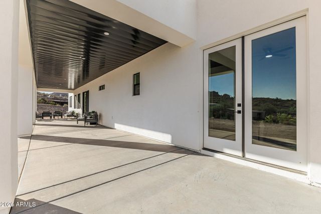 7253 W AVRAM Place, San Tan Valley, AZ 85144