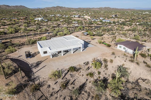 7253 W AVRAM Place, San Tan Valley, AZ 85144