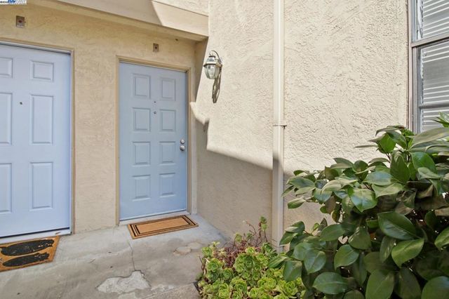 5315 Port Sailwood Dr, Newark, CA 94560