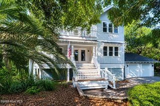114 N Bald Head Wynd, Southport, NC 28461