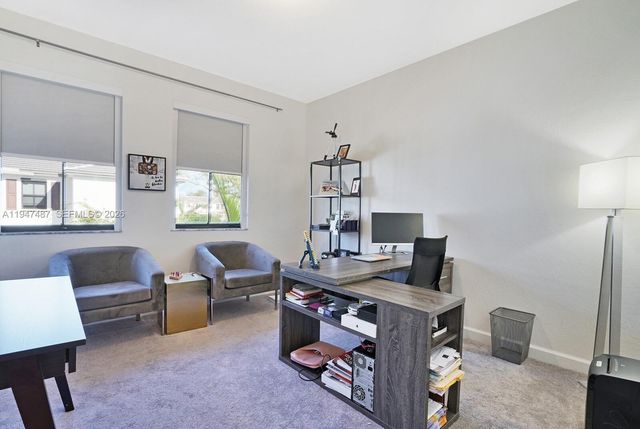 1526 SW 29th St, Fort Lauderdale, FL 33315