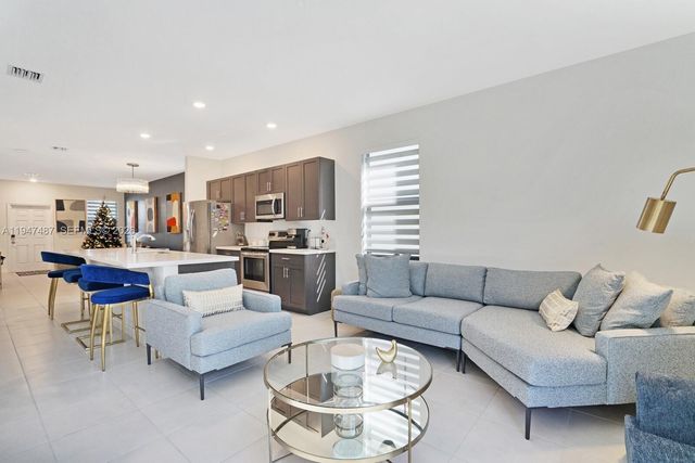 1526 SW 29th St, Fort Lauderdale, FL 33315