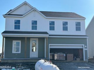 923 Darter Drive, Bowling Green, OH 43402