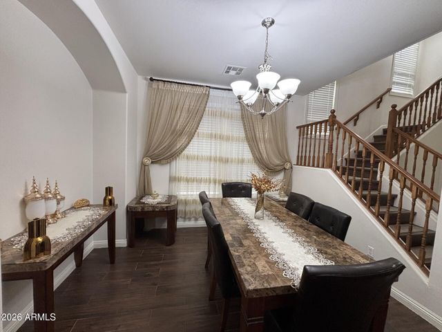2239 E BOWKER Street, Phoenix, AZ 85040