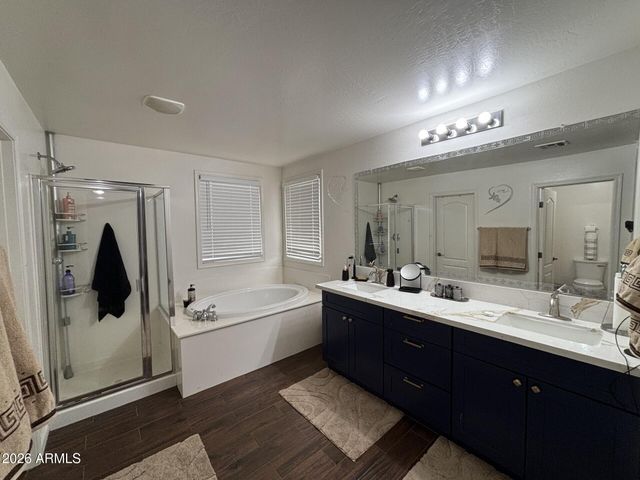 2239 E BOWKER Street, Phoenix, AZ 85040